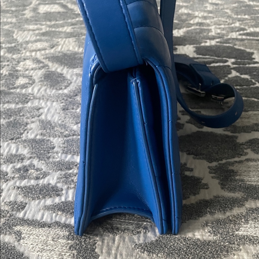 JW PEI Blue Quilted Purse / Clutch Elsa Front Flap Crossbody Bag - Picture 7 of 16